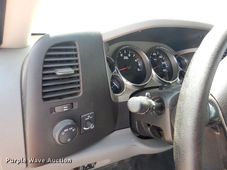 image for item DB7790 2013 GMC Sierra 2500 HD  Ext. Cab pickup truck