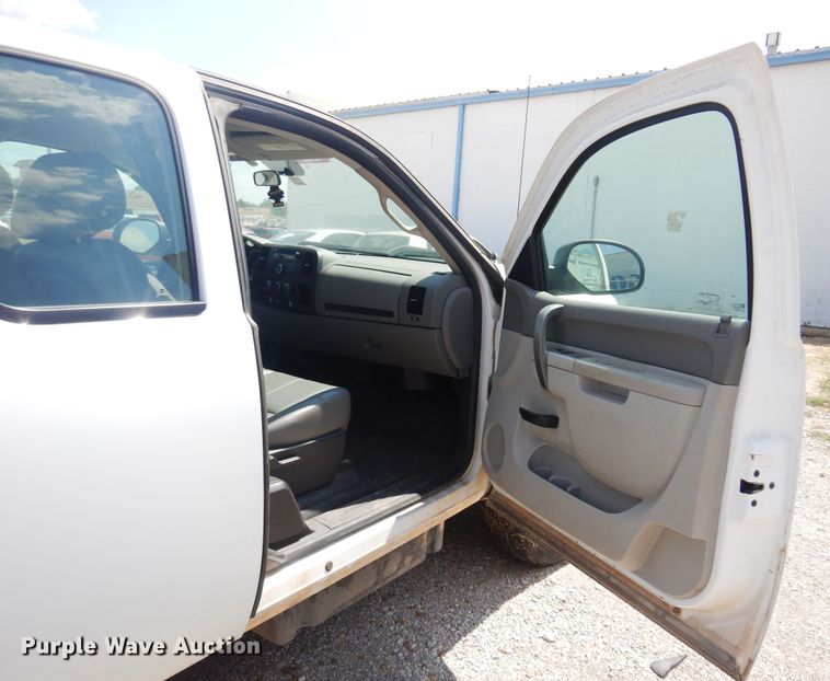 image for item DB7790 2013 GMC Sierra 2500 HD  Ext. Cab pickup truck