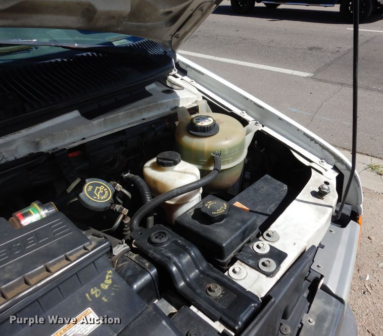 image for item DF8118 2003 Ford E450 Super Duty  utility / service van