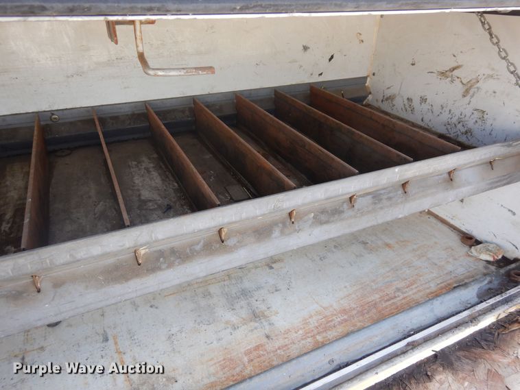 image for item DF8118 2003 Ford E450 Super Duty  utility / service van