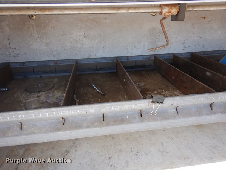 image for item DF8118 2003 Ford E450 Super Duty  utility / service van