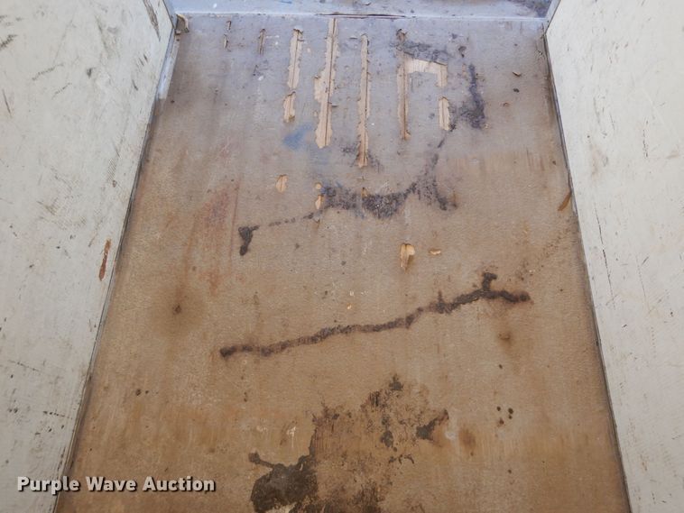 image for item DF8118 2003 Ford E450 Super Duty  utility / service van