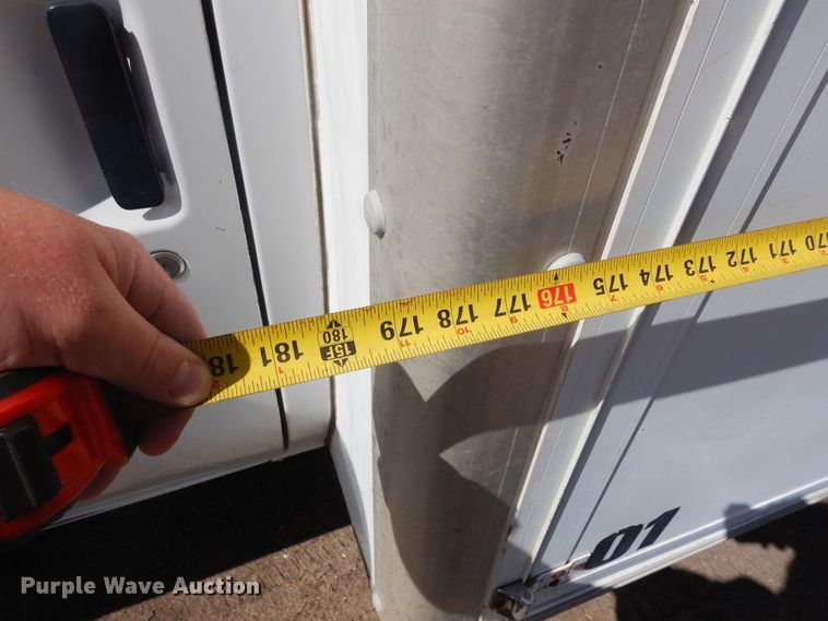 image for item DF8118 2003 Ford E450 Super Duty  utility / service van