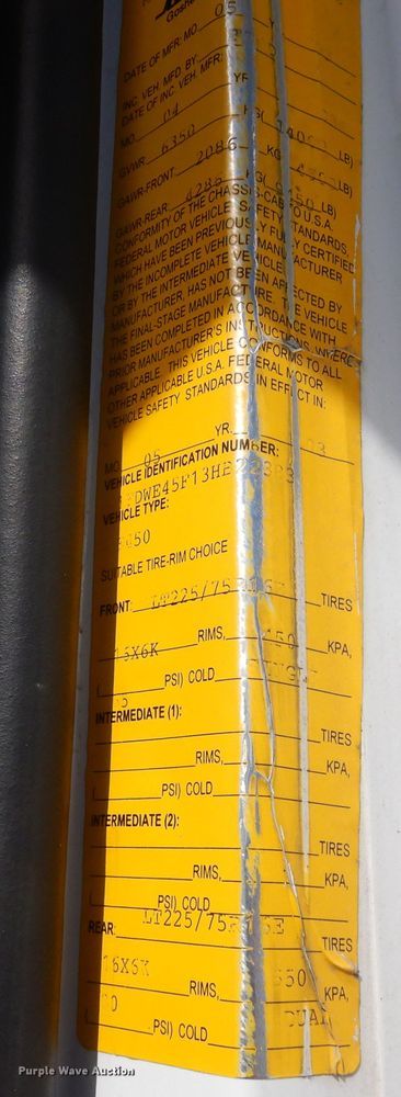 image for item DF8118 2003 Ford E450 Super Duty  utility / service van