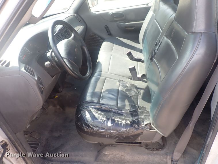 image for item DG2737 2002 Ford F150  pickup truck