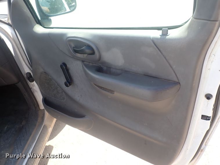 image for item DG2737 2002 Ford F150  pickup truck