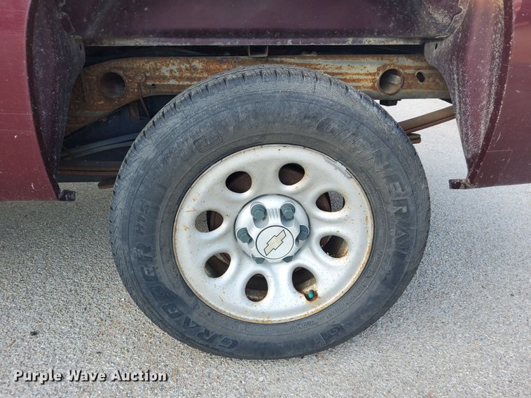 image for item DJ6121 2007 Chevrolet Silverado 1500  Ext. Cab pickup truck