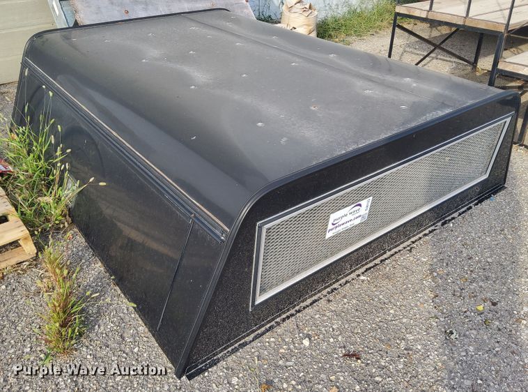 image for item DJ6123 Leer  utility topper