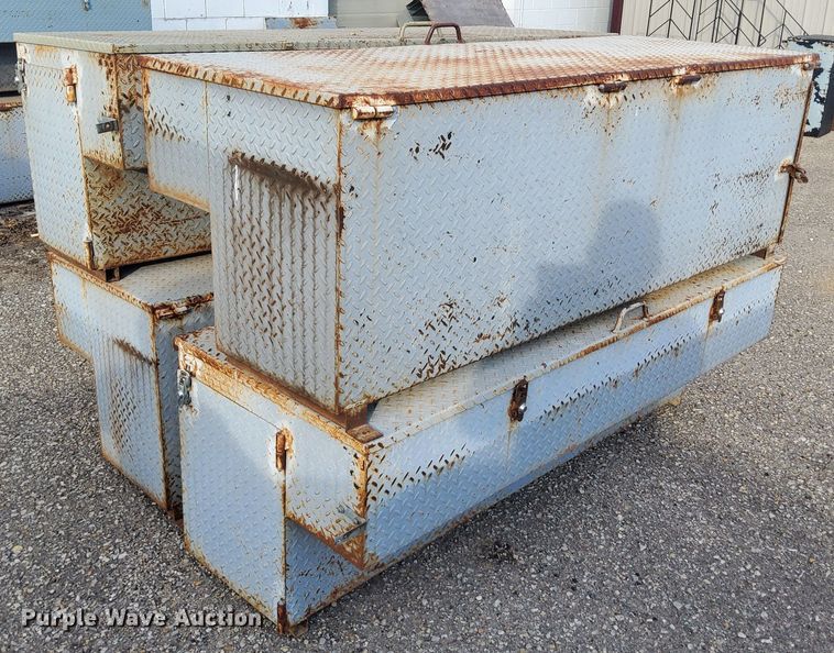 image for item DJ6124 (4) toolboxes