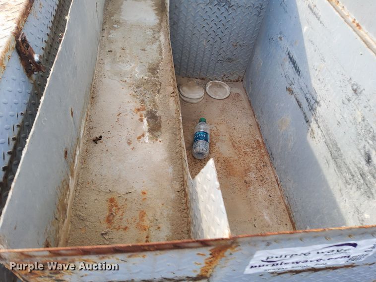 image for item DJ6124 (4) toolboxes