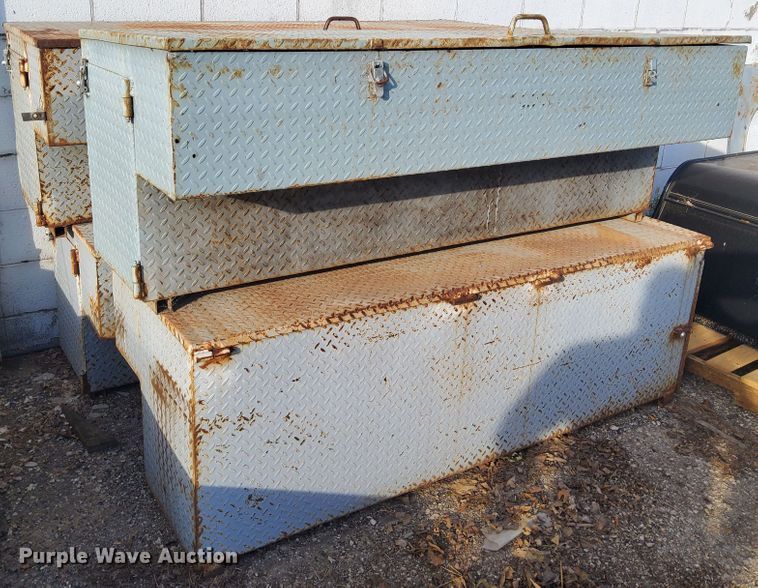 image for item DJ6125 (4) toolboxes