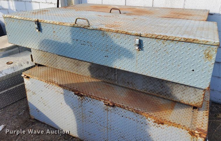 image for item DJ6125 (4) toolboxes