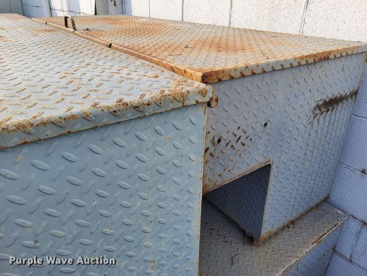 image for item DJ6125 (4) toolboxes