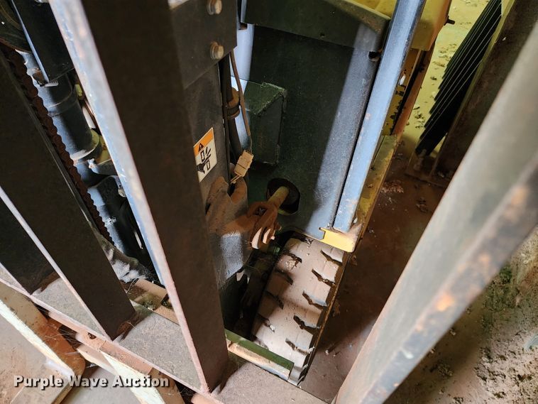 image for item DJ8998 2008 Yale ERP030  forklift