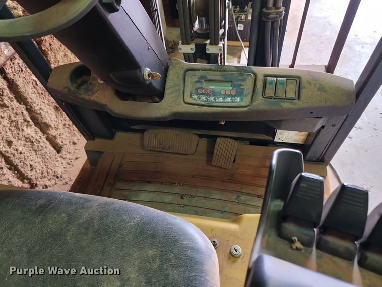 image for item DJ8998 2008 Yale ERP030  forklift