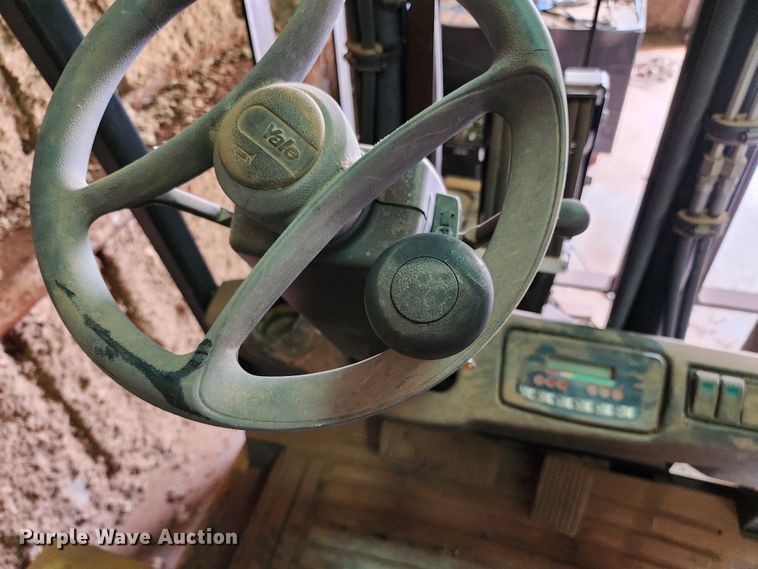 image for item DJ8998 2008 Yale ERP030  forklift