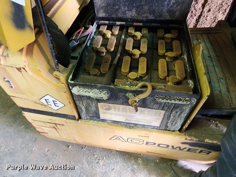 image for item DJ8998 2008 Yale ERP030  forklift