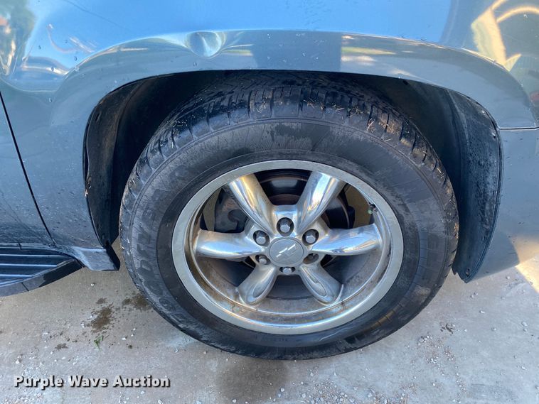 image for item DK6457 2008 Chevrolet Avalanche  pickup truck