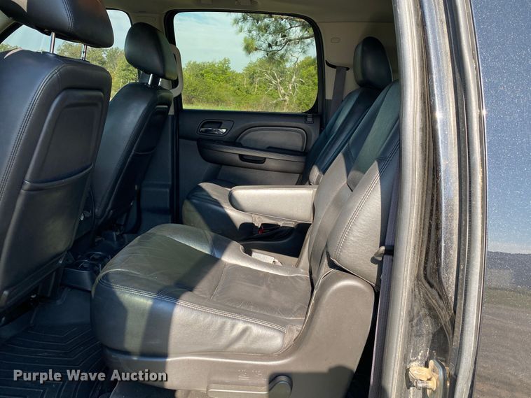 image for item DK6473 2011 GMC Yukon Denali XL  SUV