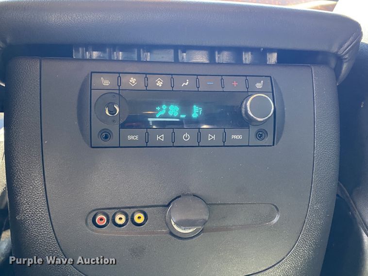 image for item DK6473 2011 GMC Yukon Denali XL  SUV