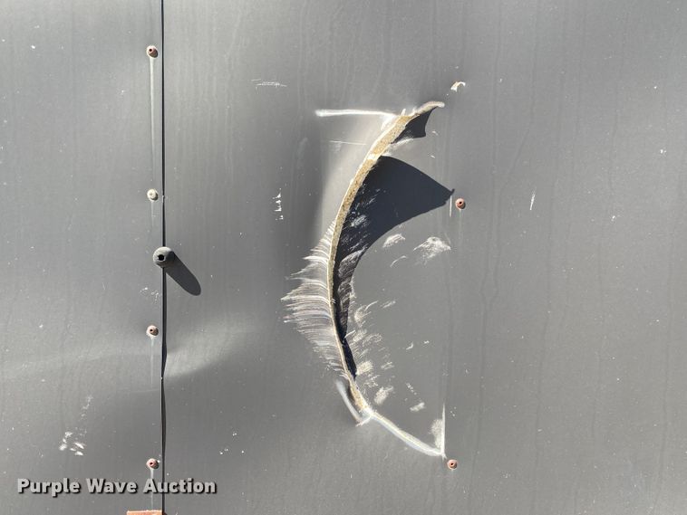 image for item DK6476 1998 CM  enclosed cargo trailer