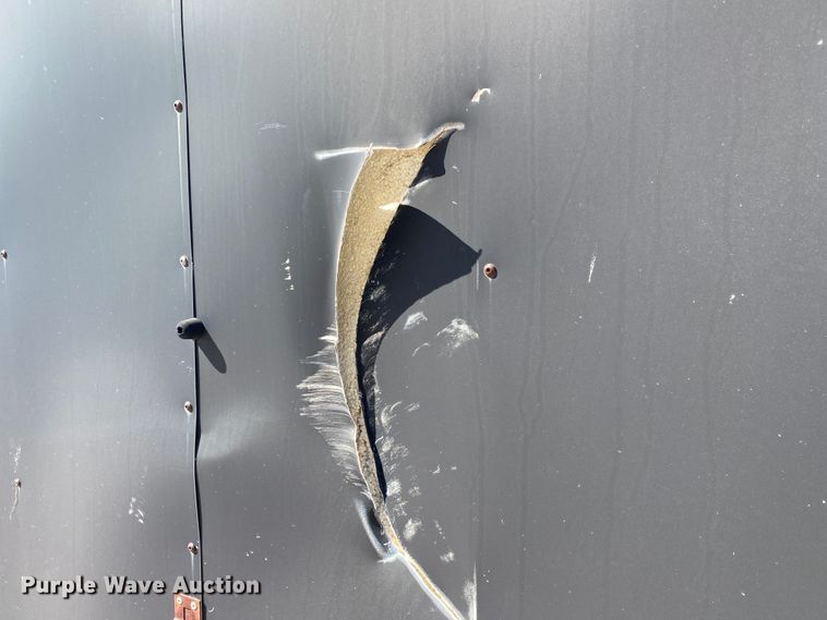 image for item DK6476 1998 CM  enclosed cargo trailer