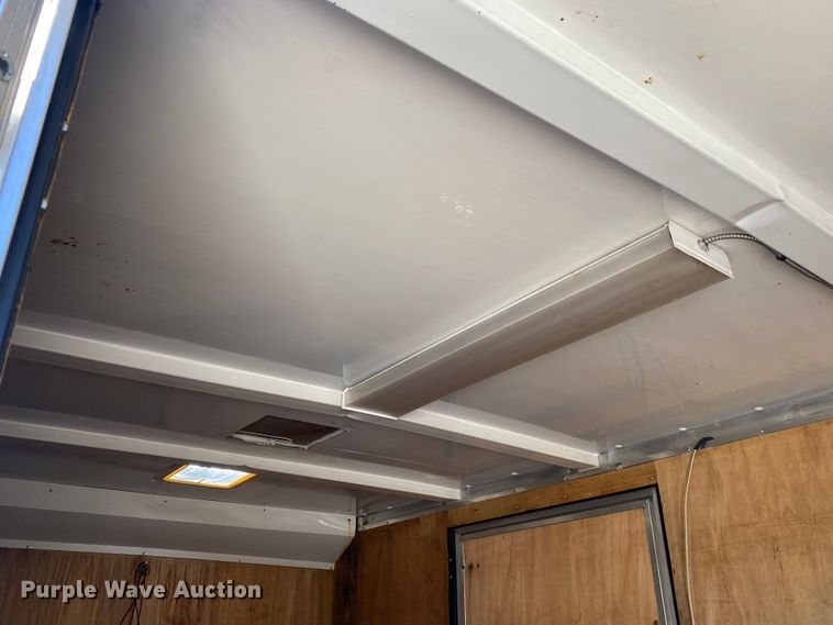 image for item DK6476 1998 CM  enclosed cargo trailer