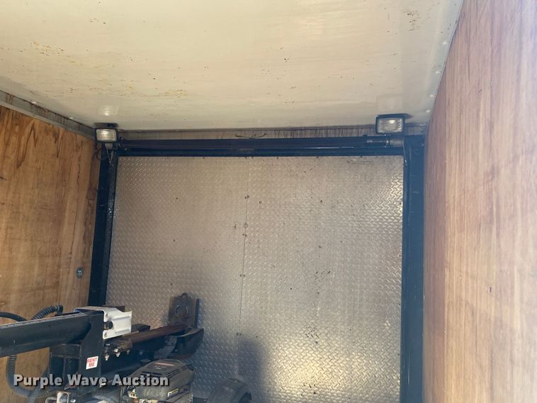 image for item DK6476 1998 CM  enclosed cargo trailer