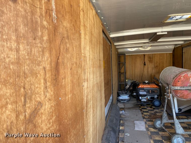 image for item DK6476 1998 CM  enclosed cargo trailer