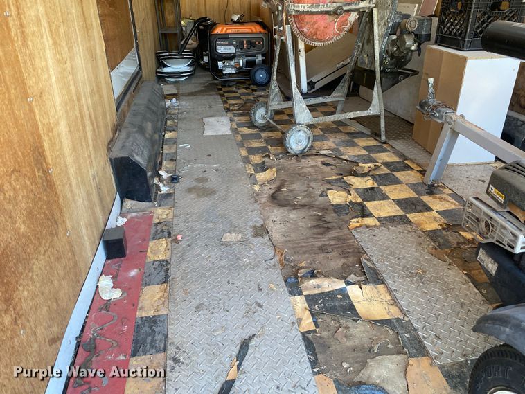 image for item DK6476 1998 CM  enclosed cargo trailer