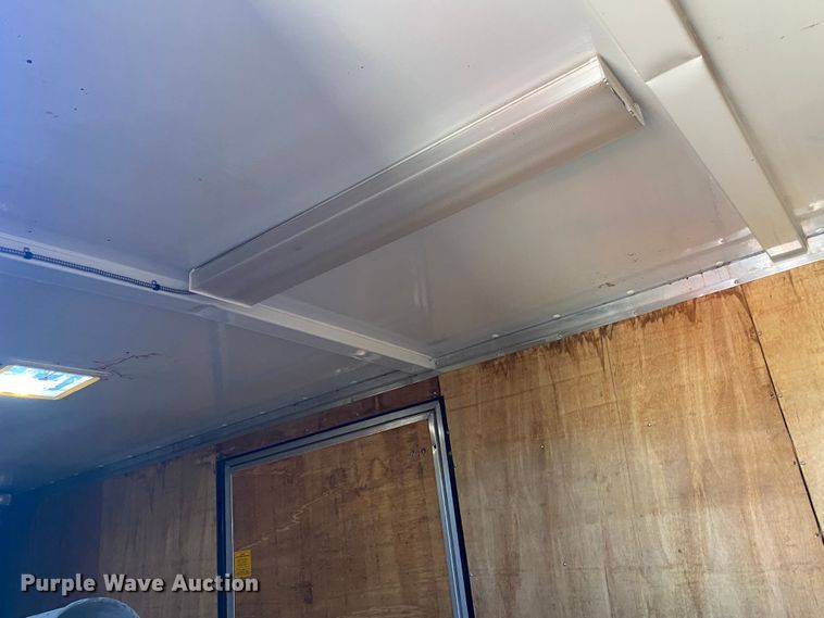 image for item DK6476 1998 CM  enclosed cargo trailer