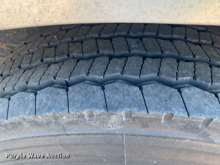 image for item DK6476 1998 CM  enclosed cargo trailer