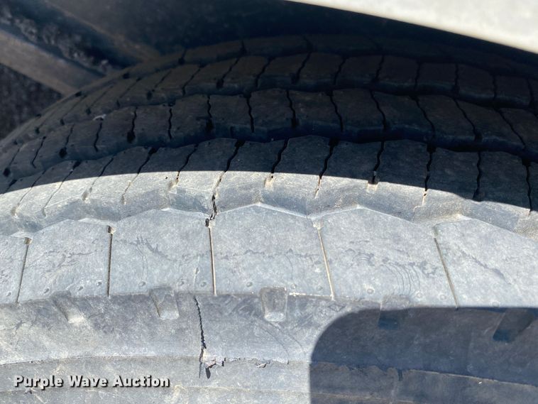 image for item DK6476 1998 CM  enclosed cargo trailer