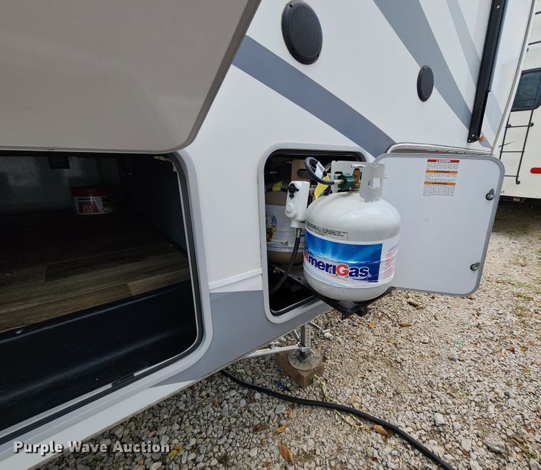 image for item DL6695 2018 Highland Ridge Open Range  camper