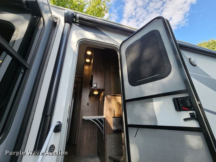 image for item DL6695 2018 Highland Ridge Open Range  camper