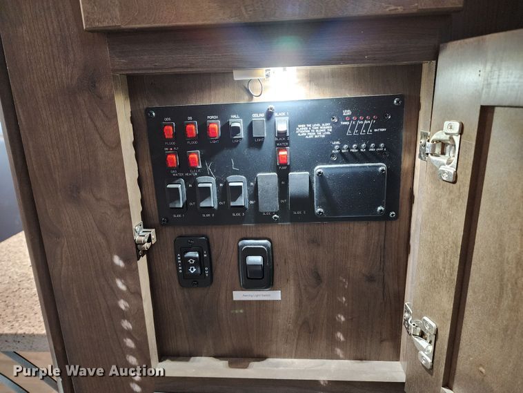 image for item DL6695 2018 Highland Ridge Open Range  camper