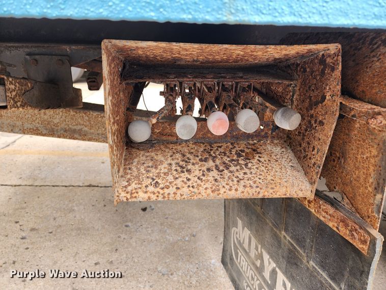 image for item DL6703 2000 GMC C6500  rollback truck