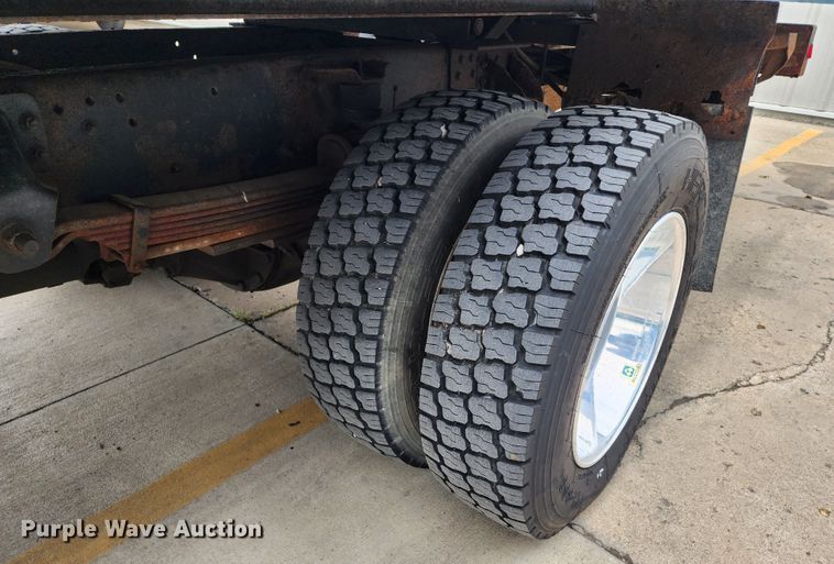 image for item DL6703 2000 GMC C6500  rollback truck