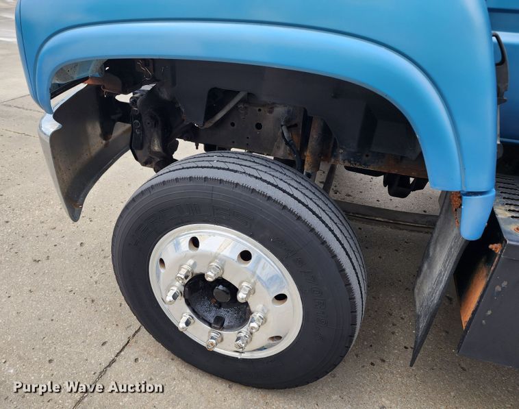 image for item DL6703 2000 GMC C6500  rollback truck