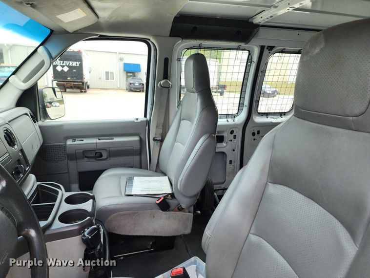 image for item DL6704 2014 Ford E150  van