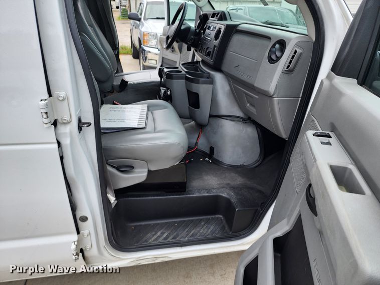 image for item DL6704 2014 Ford E150  van