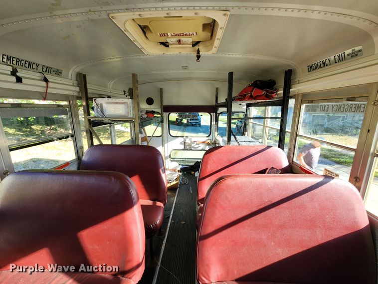 image for item DL6709 2001 Ford E450 Super Duty  school bus