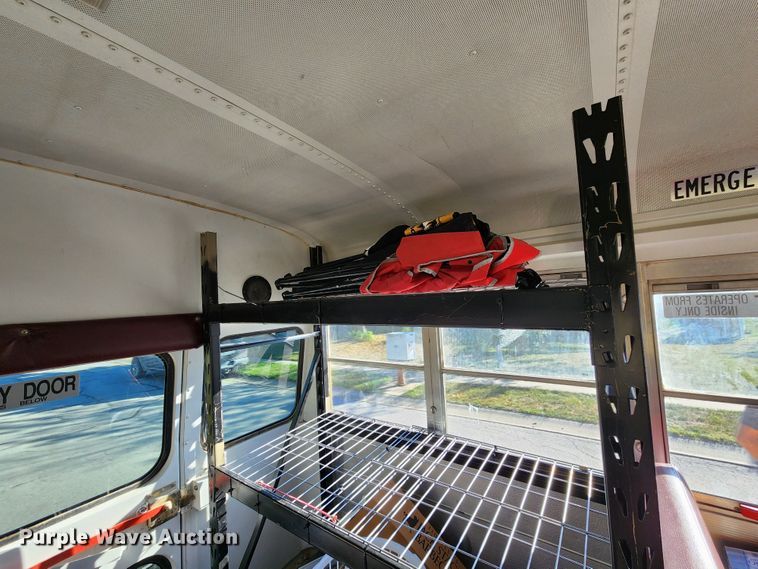 image for item DL6709 2001 Ford E450 Super Duty  school bus