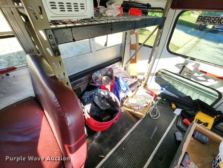 image for item DL6709 2001 Ford E450 Super Duty  school bus