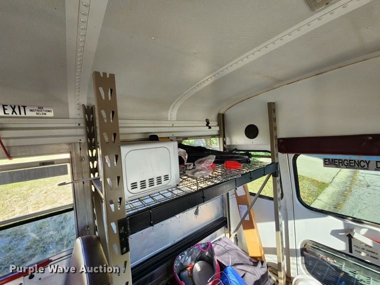 image for item DL6709 2001 Ford E450 Super Duty  school bus