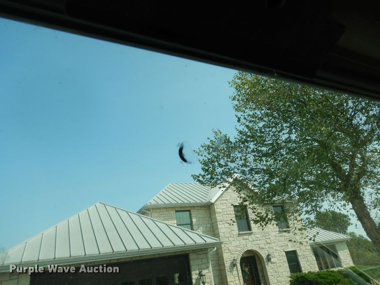 image for item DM3126 1999 International 4700  refuse truck