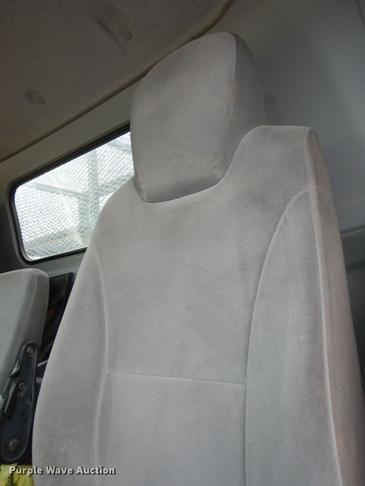 image for item DM3151 2008 GMC W4500  flatbed truck