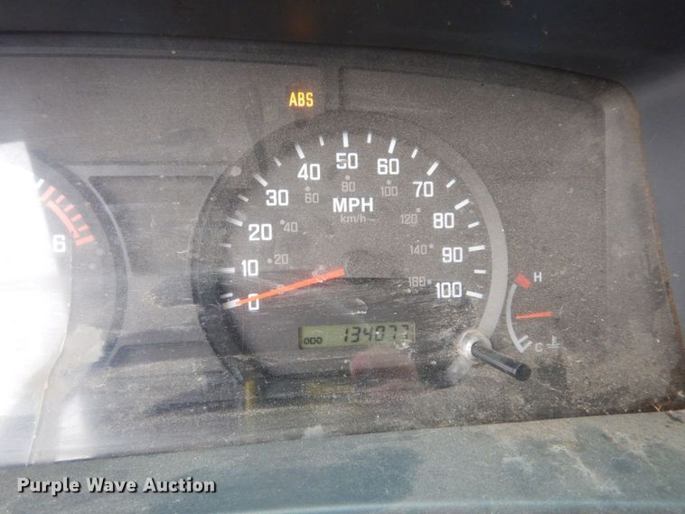 image for item DM3151 2008 GMC W4500  flatbed truck