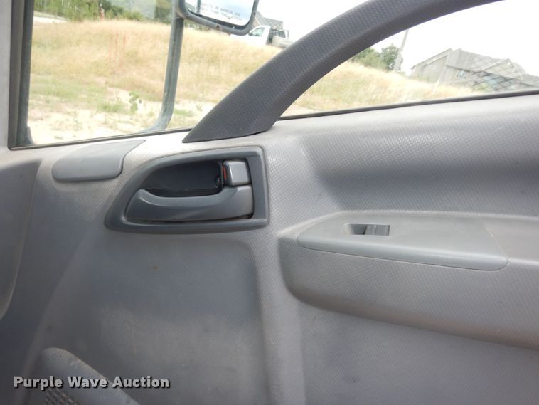 image for item DM3151 2008 GMC W4500  flatbed truck