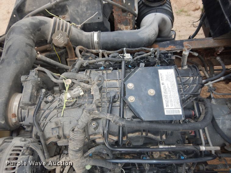 image for item DM3151 2008 GMC W4500  flatbed truck